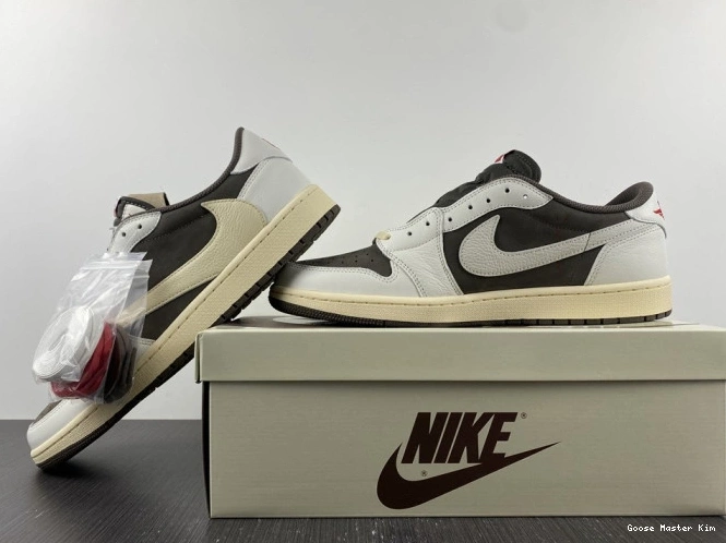 Low Air 1 Scott Jordan Travis DM7866-162 Jordan Air x Retro 0809